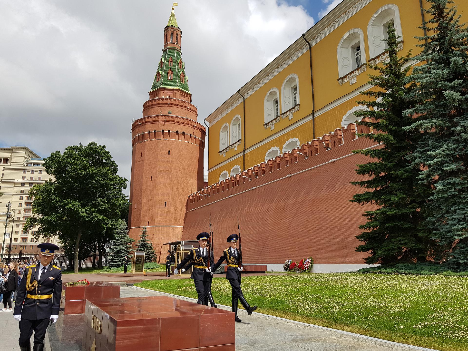 Экскурсионный тур для школьников «Символы Москвы» 3 дня/ 2 ночи