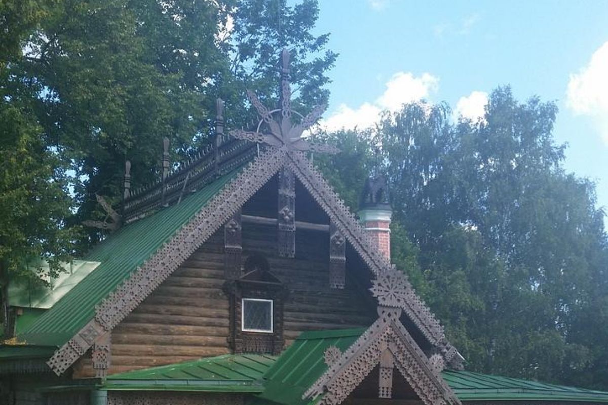 Музей-усадьба «Абрамцево»  - Троице-Сергиева лавра.
