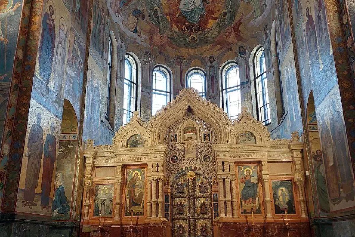 Новогодние праздники в Санкт-Петербурге для школьных групп