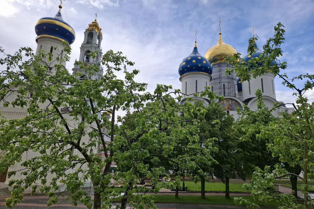 Свято-Троицкая Сергиева Лавра – Музей при духовной Академии –  фабрика матрешки «Мастер АРТ»