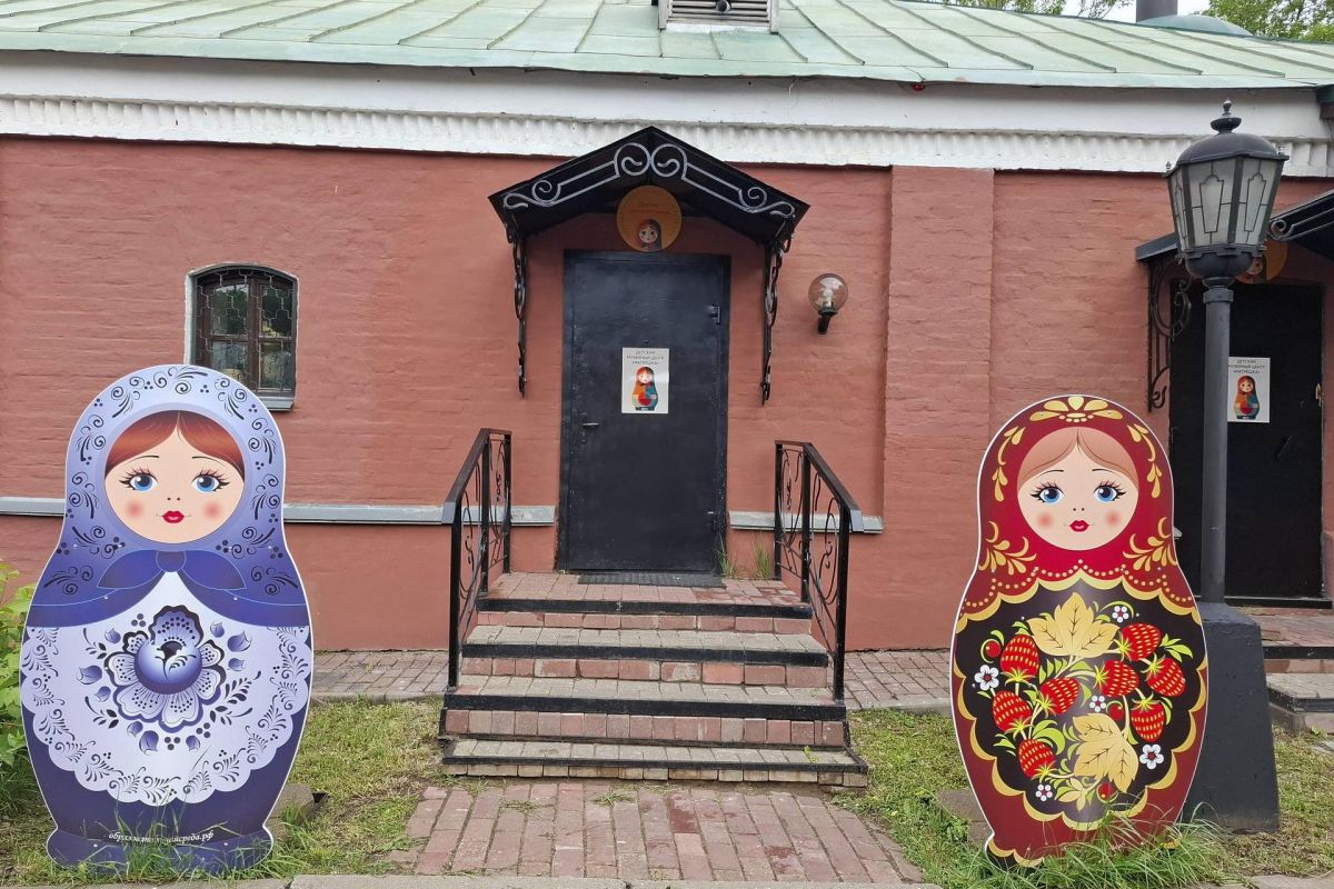 Свято-Троицкая Сергиева Лавра – Музей при духовной Академии –  фабрика матрешки «Мастер АРТ»