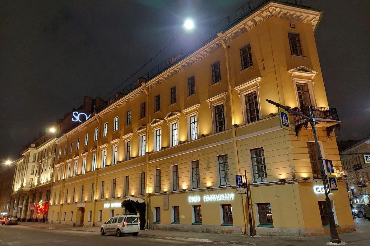 Новогодние праздники в Санкт-Петербурге для школьных групп